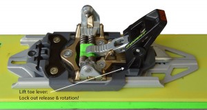 With the toe lever lifted you lock out the ability for the toe jaws/arms to open up AND the ability to rotate. Locking it makes alignment of the heel for downhill reliable but don't forget to unlock it when you're ready to turn. 