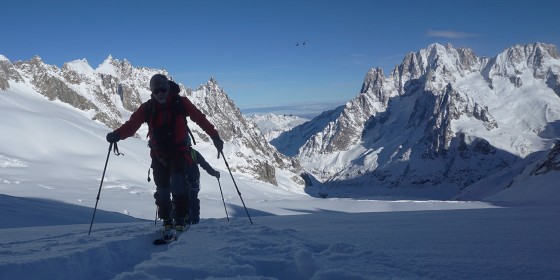 The author striding up Helbronner between Chamonix and Courmayeur wearing a Red Fox Eiger softshell jacket. 